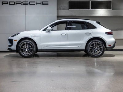 2026 Porsche Macan Base