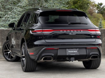 2026 Porsche Macan Base