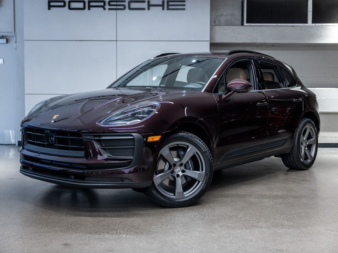2026 Porsche Macan — photo 1 of 57