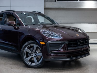 2026 Porsche Macan Base
