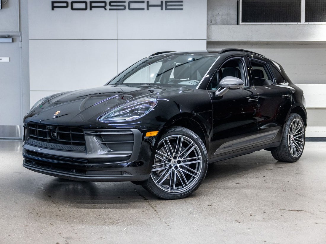 2026 Porsche Macan T — photo 1 of 60