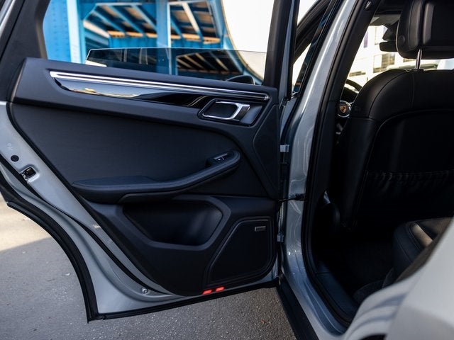 2025 Porsche Macan Macan
