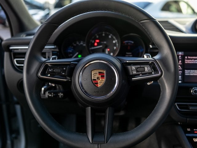 2025 Porsche Macan Macan