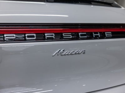 2026 Porsche Macan Macan