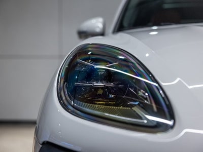 2026 Porsche Macan Macan