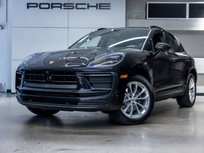 2026 Porsche Macan Base