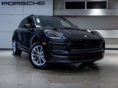 2026 Porsche Macan Base