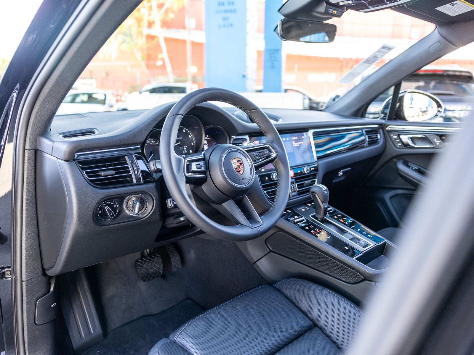 2026 Porsche Macan Base