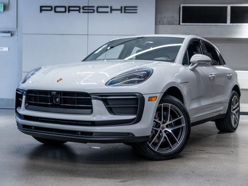 2026 Porsche Macan Base
