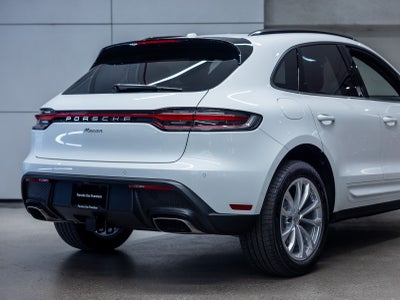 2026 Porsche Macan Base