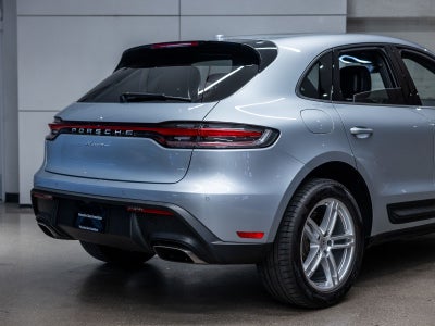 2025 Porsche Macan Base