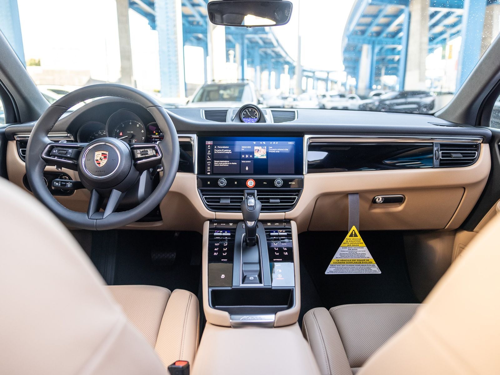 2025 Porsche Macan Base