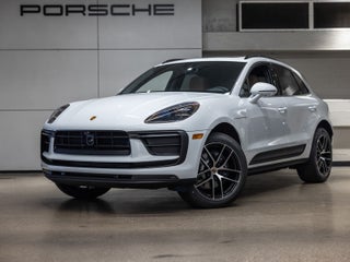 2025 Porsche Macan Base
