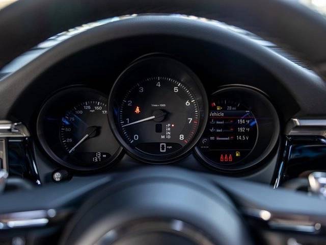 2025 Porsche Macan Macan