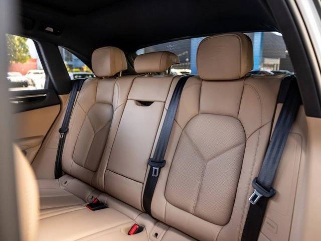 2025 Porsche Macan Macan