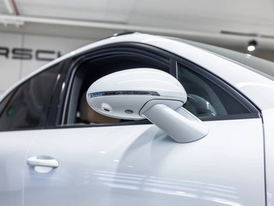 2025 Porsche Macan Macan