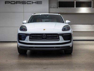 2025 Porsche Macan Macan