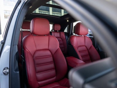 2026 Porsche Macan Macan