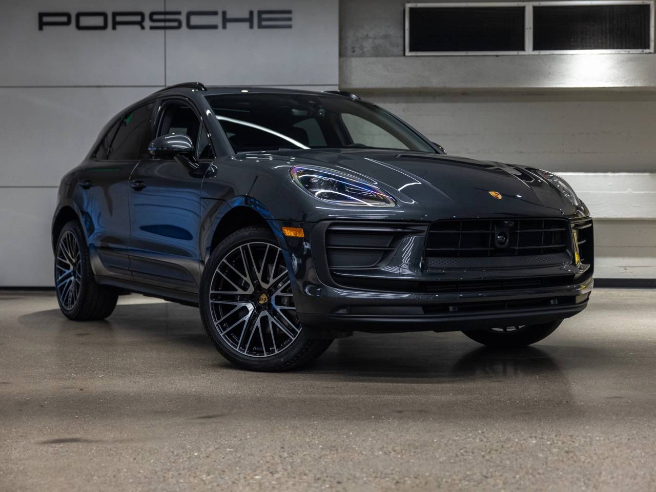 2026 Porsche Macan Macan