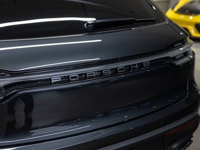 2026 Porsche Macan Macan