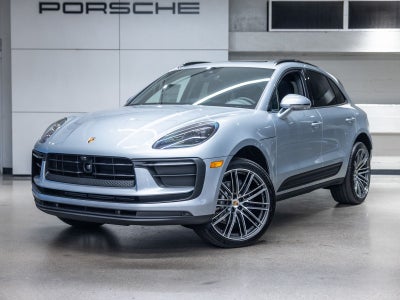 2026 Porsche Macan Base