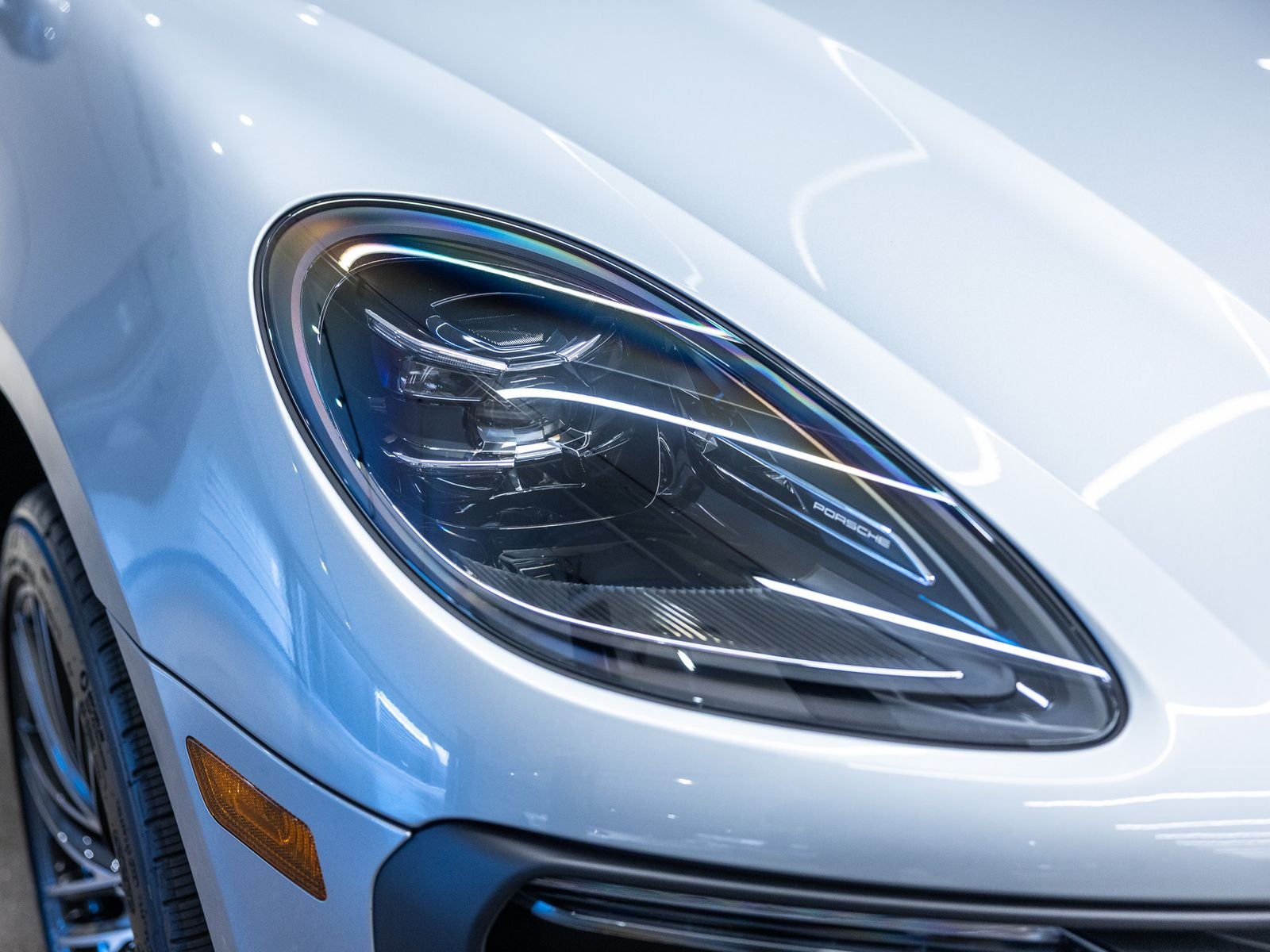 2026 Porsche Macan Base