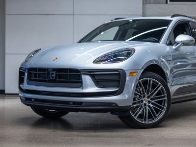 2026 Porsche Macan Base
