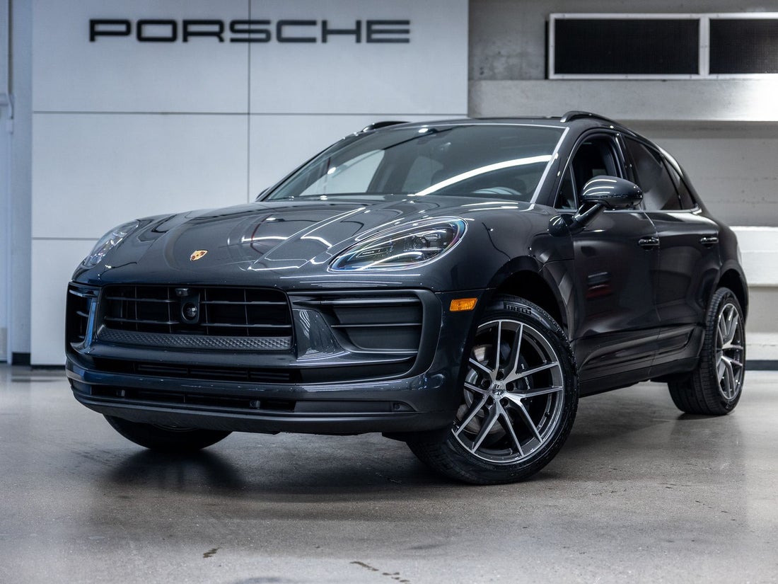 2026 Porsche Macan — photo 1 of 51
