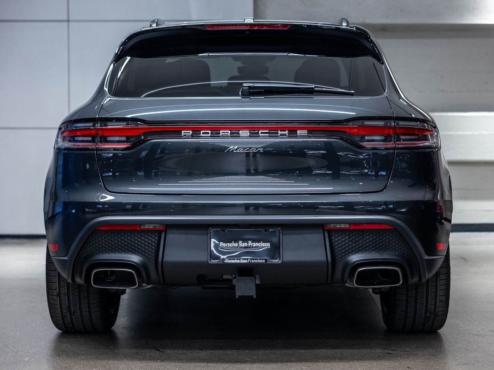 2026 Porsche Macan Base