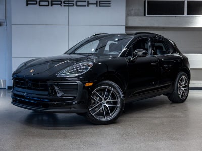 2026 Porsche Macan Base