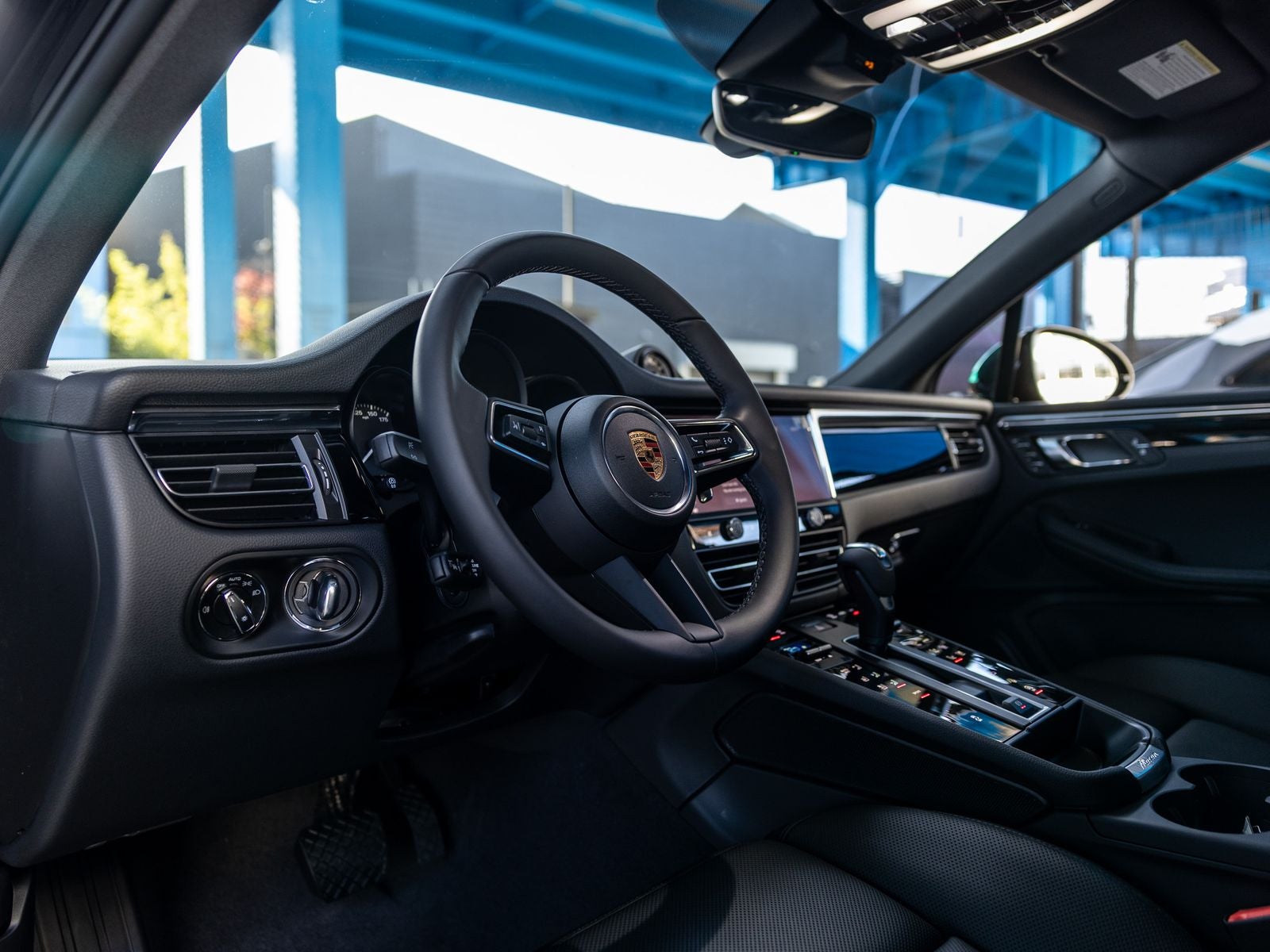 2026 Porsche Macan Base