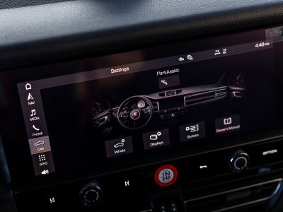 2026 Porsche Macan Base