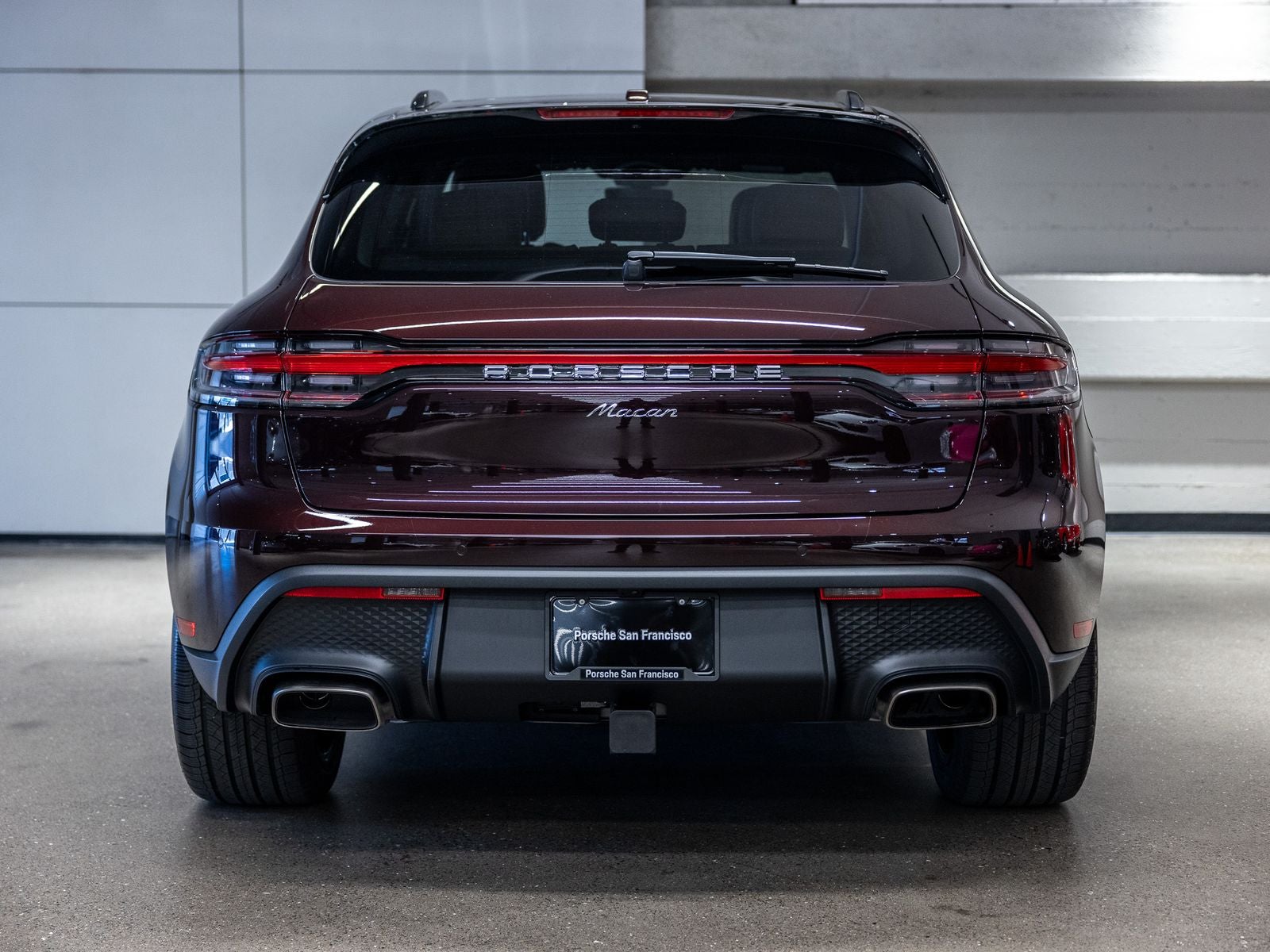 2026 Porsche Macan Base