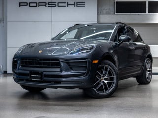 2022 Porsche Macan Base