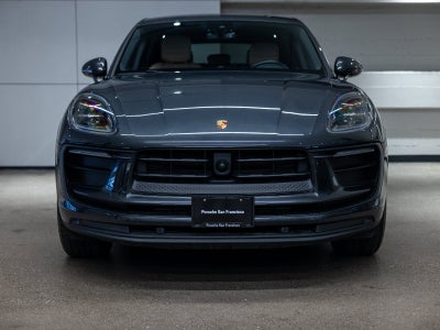 2023 Porsche Macan Macan