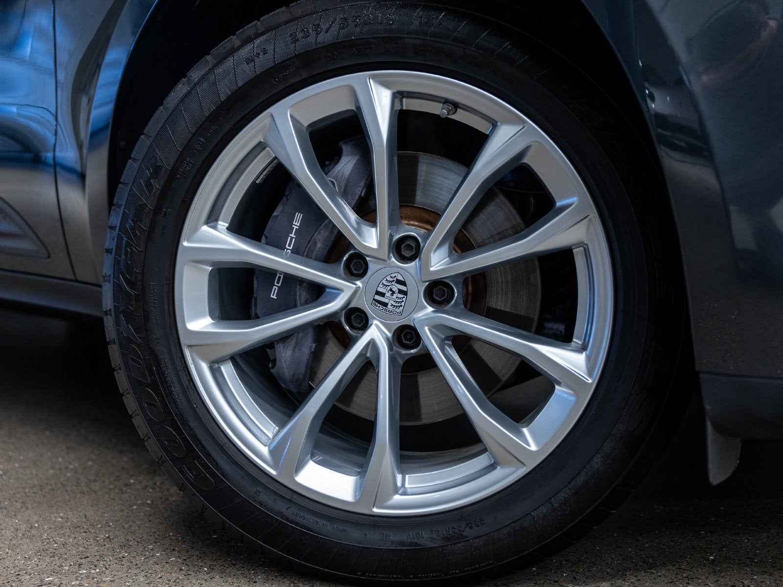 2023 Porsche Macan Macan