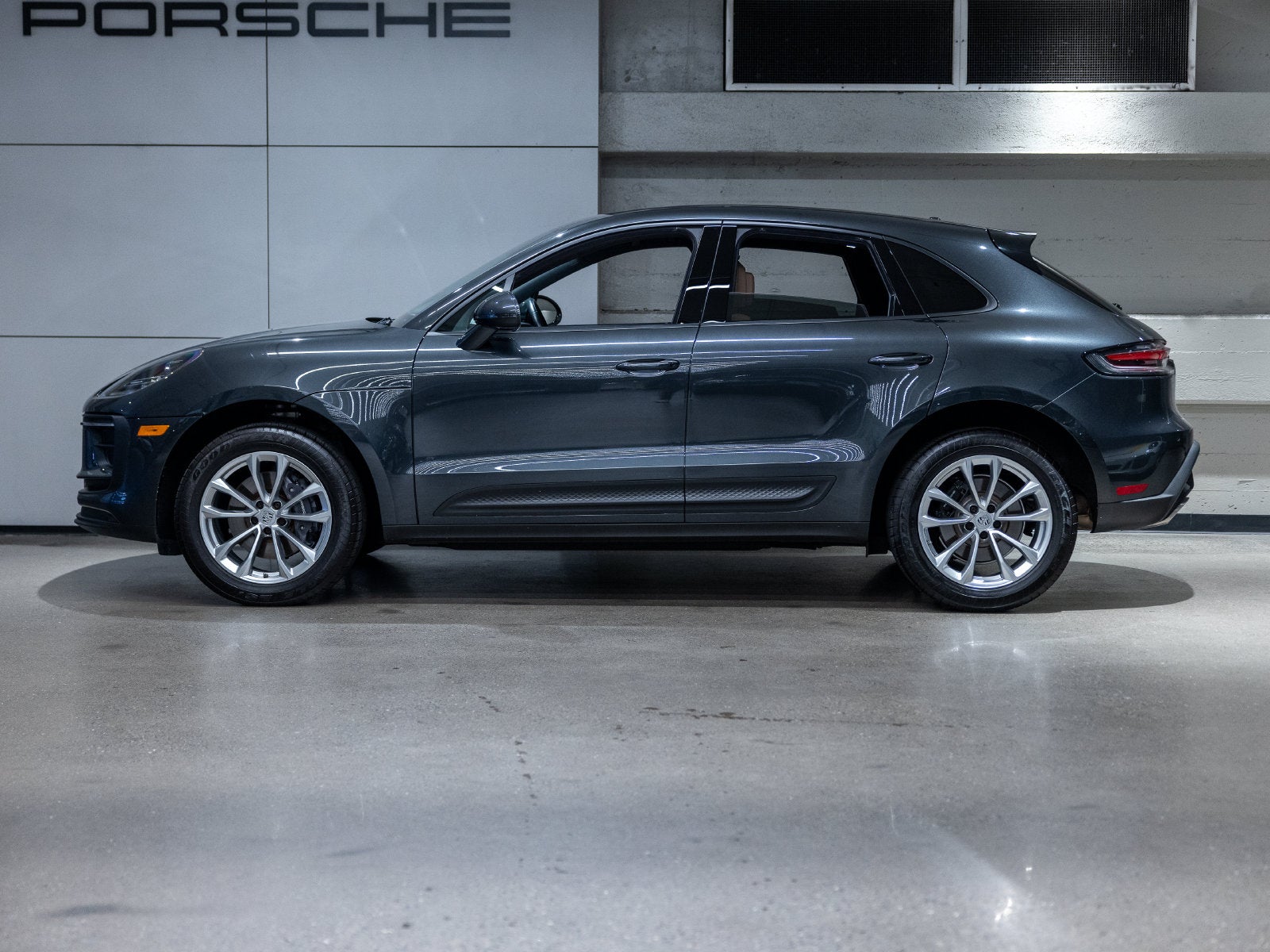 2023 Porsche Macan Macan