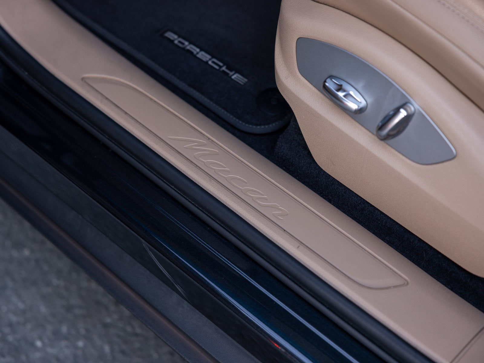 2023 Porsche Macan Macan