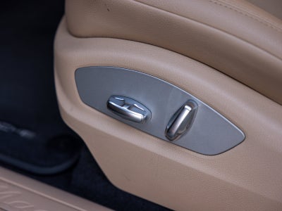 2023 Porsche Macan Macan