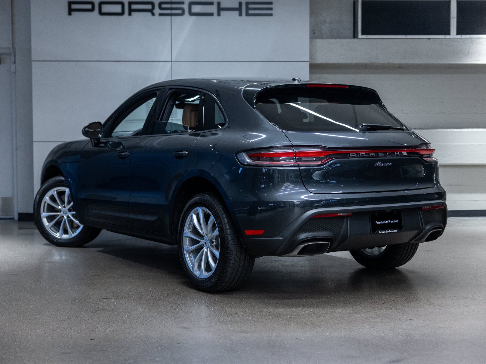 2023 Porsche Macan Macan