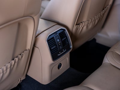 2023 Porsche Macan Macan