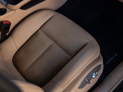 2023 Porsche Macan Macan