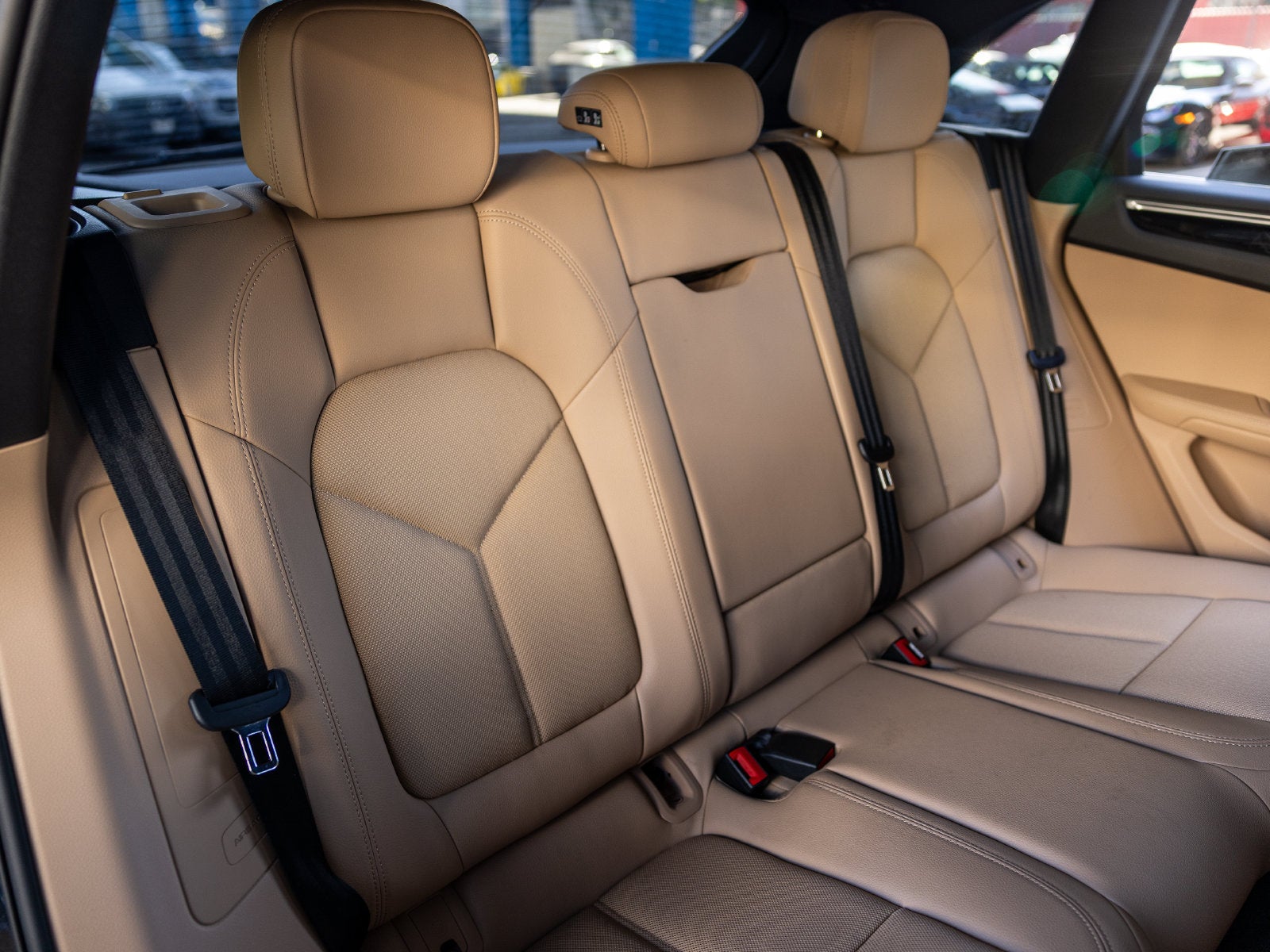 2023 Porsche Macan Macan