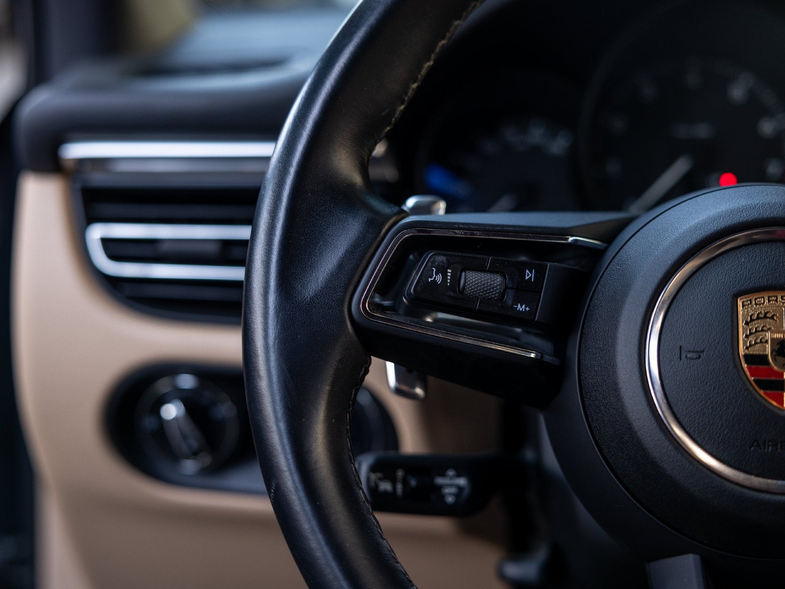 2023 Porsche Macan Macan