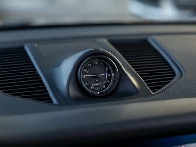 2023 Porsche Macan Macan