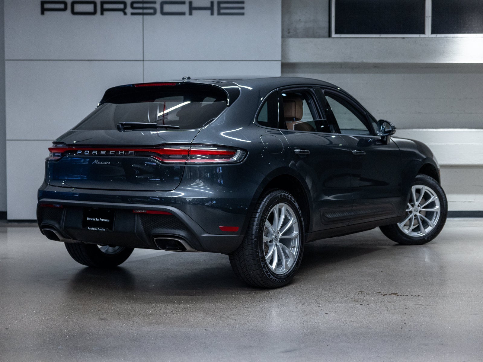 2023 Porsche Macan Macan