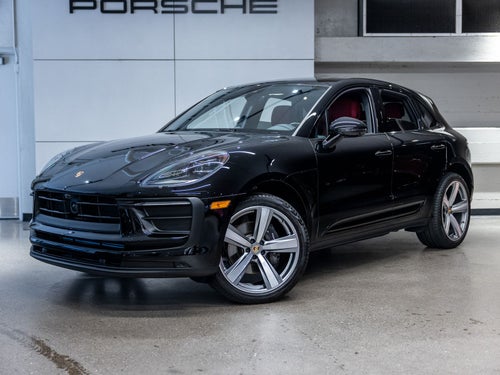 2025 Porsche Macan Base