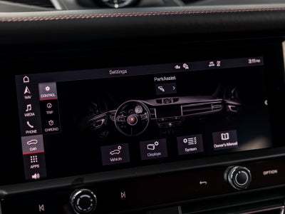 2025 Porsche Macan Base