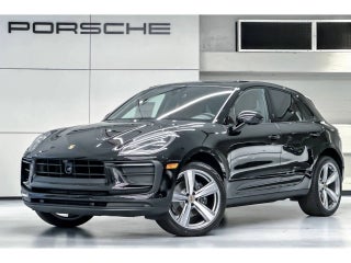 2025 Porsche Macan Base