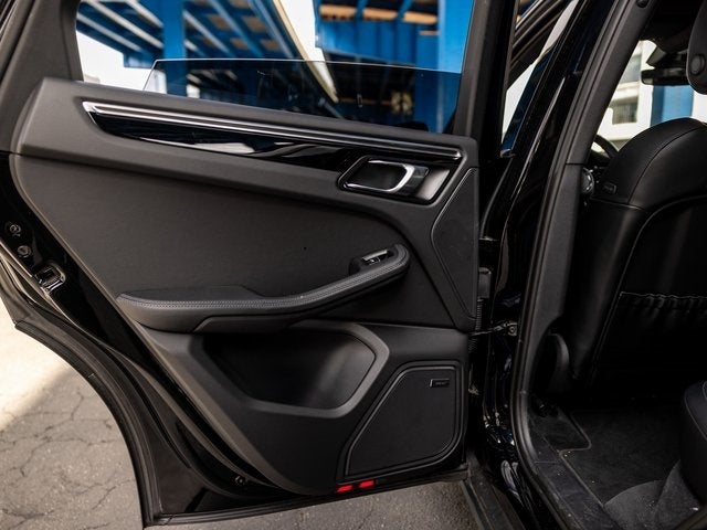 2025 Porsche Macan Macan